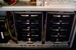 12 HDDs 12 HDDs